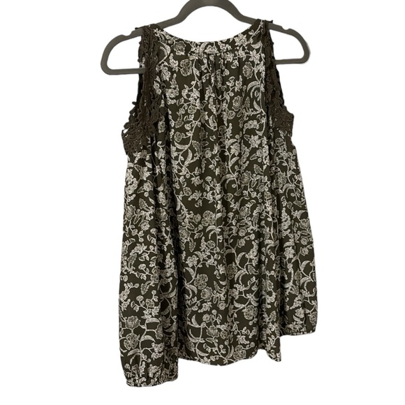 NWT Pleione Women's size XL Olive Cream Cold Shoulder Bishop Sleeve Blouse - Picture 2 of 8